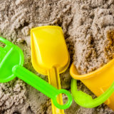 お子さんの砂場遊びにぜひおすすめしたいおもちゃセット10選｜【選び方と注意点も】