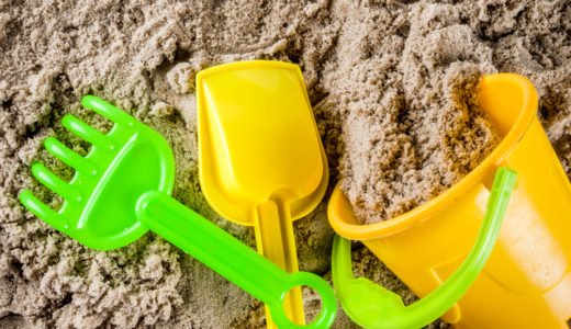 お子さんの砂場遊びにぜひおすすめしたいおもちゃセット9選｜【選び方と注意点も】